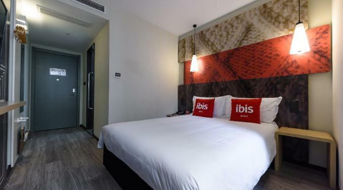 Ibis Urumqi Weixing Square Hotel Exteriér fotografie